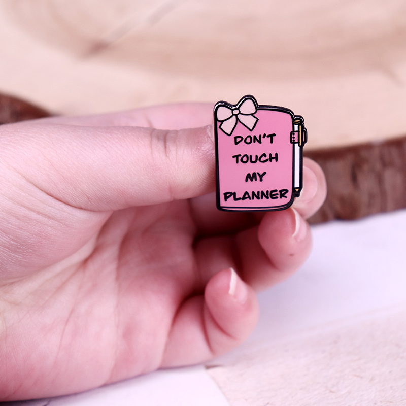 Don’t Touch My Planner Enamel  - Planned Parenthood recension och pris