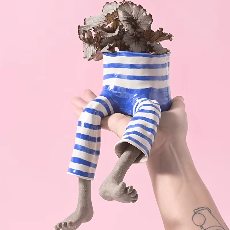 Whimsical Resin Leggy Planter  - Plant Parent Free recension och pris